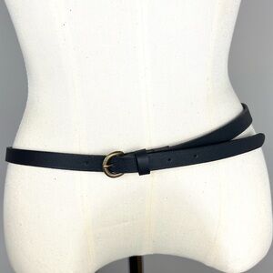 Roots Skinny Leather Belt size S/M Black Bronze Buckle Clean Girl Utility Chic